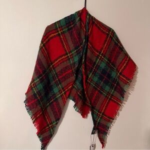 Vince Camuto Red and Green Plaid shawl‎ scarf